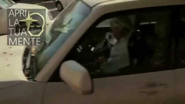 Louis Theroux – I coloni (2025)